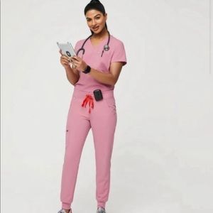 Chalk Pink - Figs Scrub SET